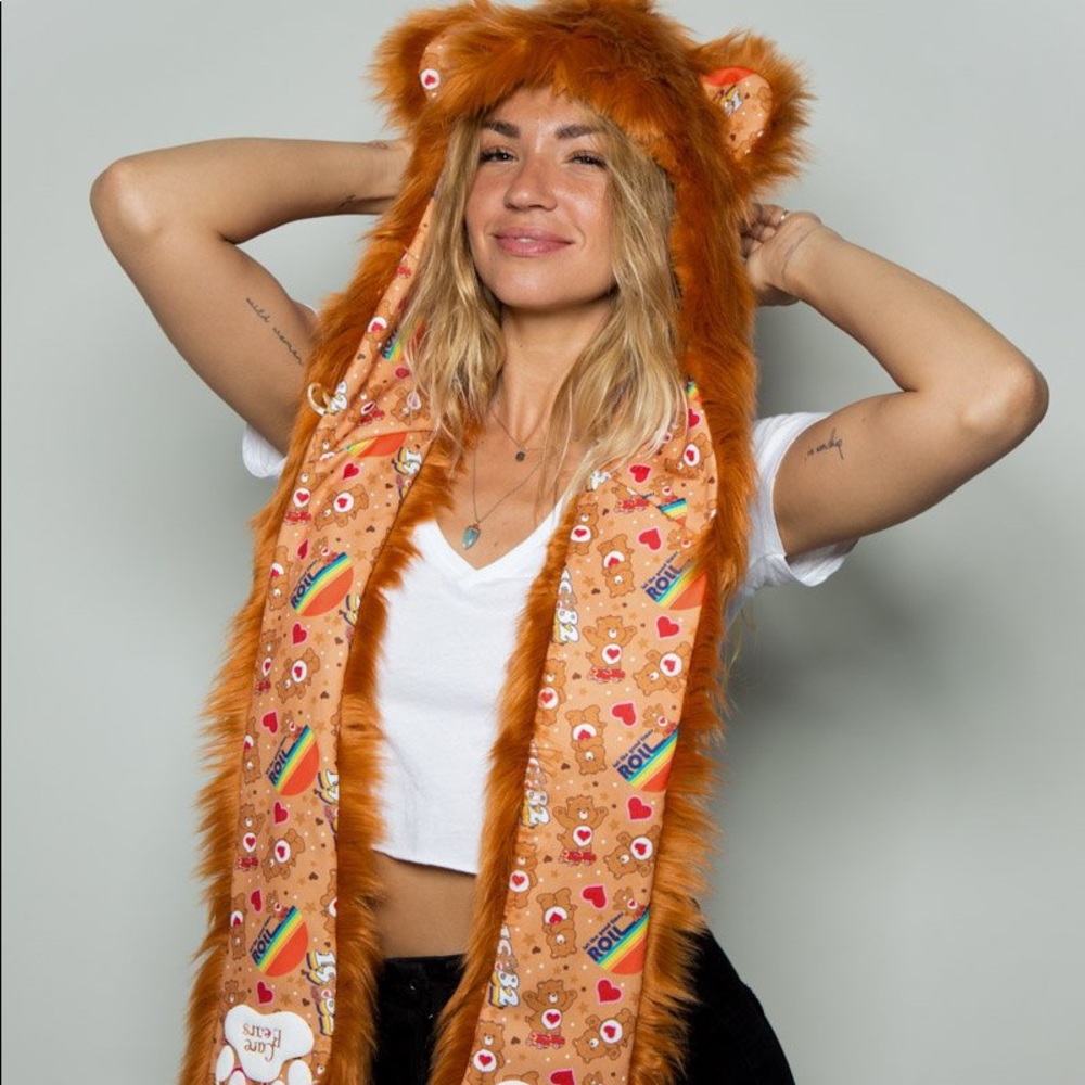 Tender bear spirithood